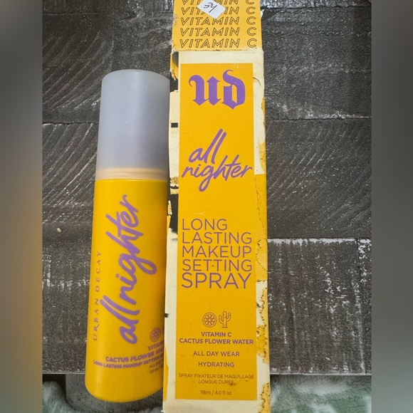 Urban Decay Other - Urban Decay All Nighter Makeup Setting Spray with Vitamin C